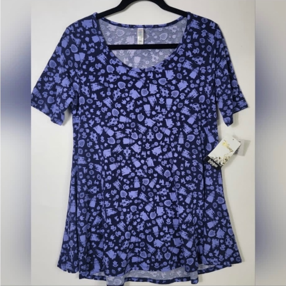 Nwt Lularoe Perfect Tee Disney Medium Snow White Princess Prince Castle Forest
